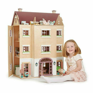 Fantail Hall Dollhouse